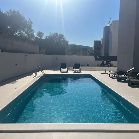 Сasa de vacaciones Tina's Tiny House *